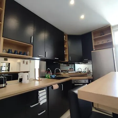 Apartman 150sqm 3bdr Family In Belgrád